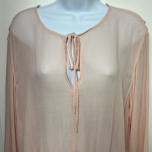 120. DKNY JEANS Peasant blouse, 100% rayon, mauve colored, ruffled wrist & waist - Picture 2 of 11